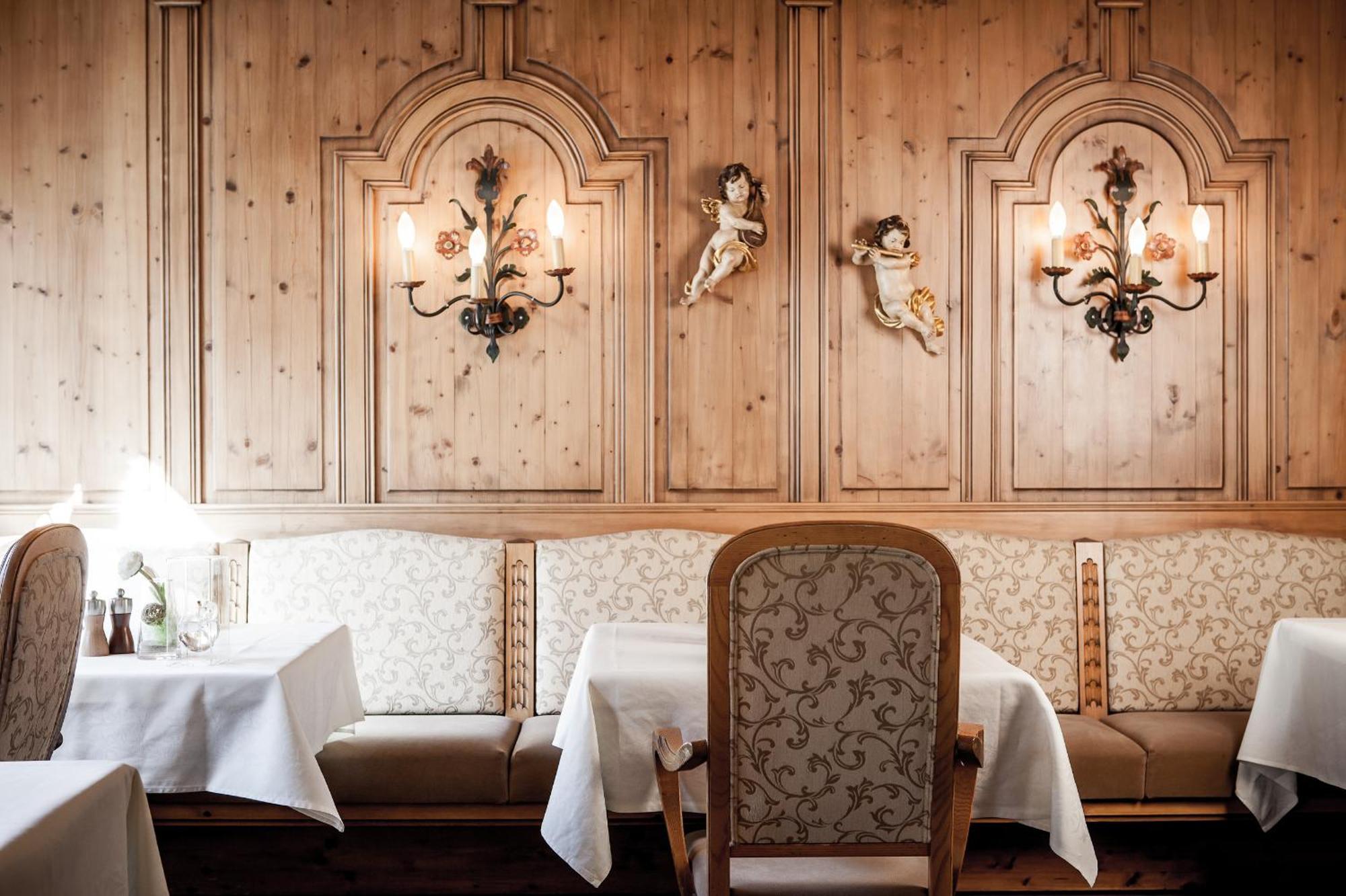 Hotel Trofana Alpin Ишгъл Екстериор снимка